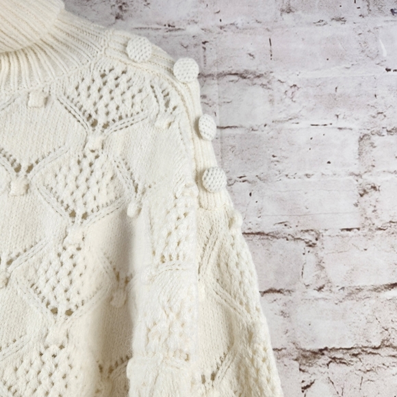 Line & Dot Shirley Turtle Neck Sweater in Ivory Small NWT - Picture 5 of 9